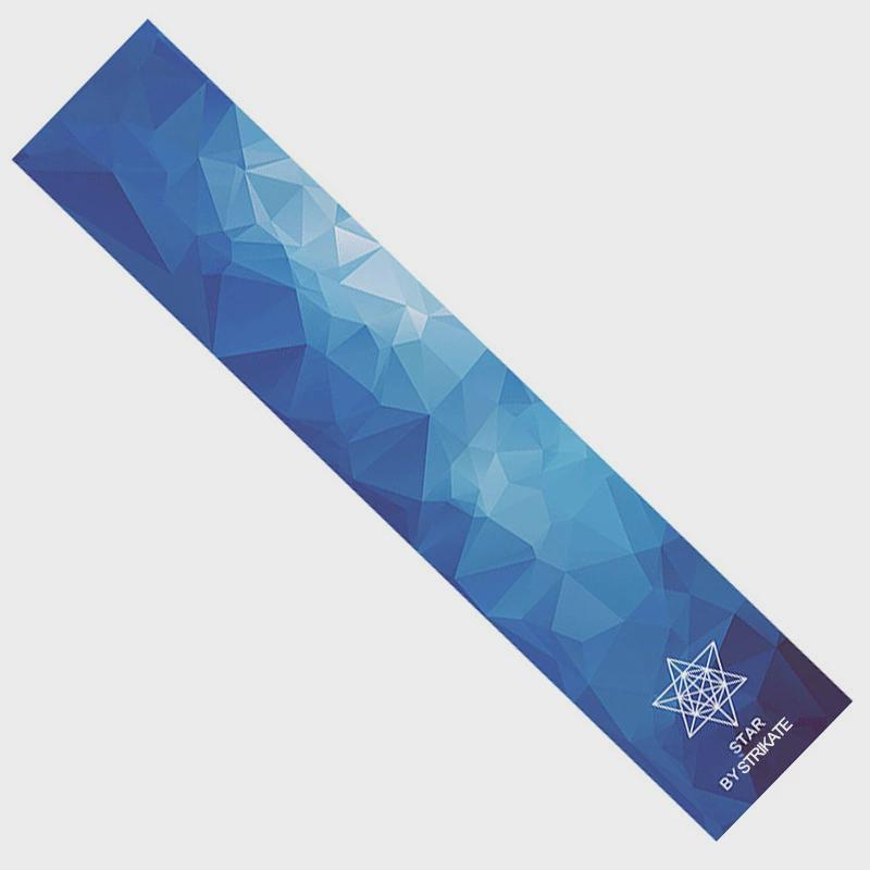 Blue diamonds